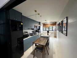 Blk 215 Serangoon Avenue 4 (Serangoon), HDB 3 Rooms #525648571